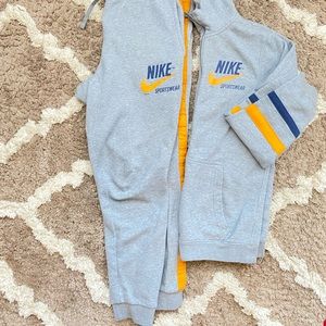 Nike Sweatsuit